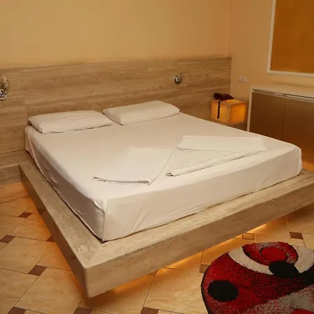 酒店 Autostrada Kashari